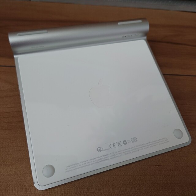 Apple Magic Trackpad 第一世代 A1339 電池式 | フリマアプリ ラクマ