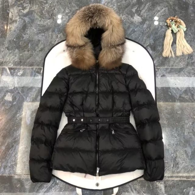 新発売の MONCLER モンクレール MONCLER ショートダウンコート2 Boed ダウンジャケット