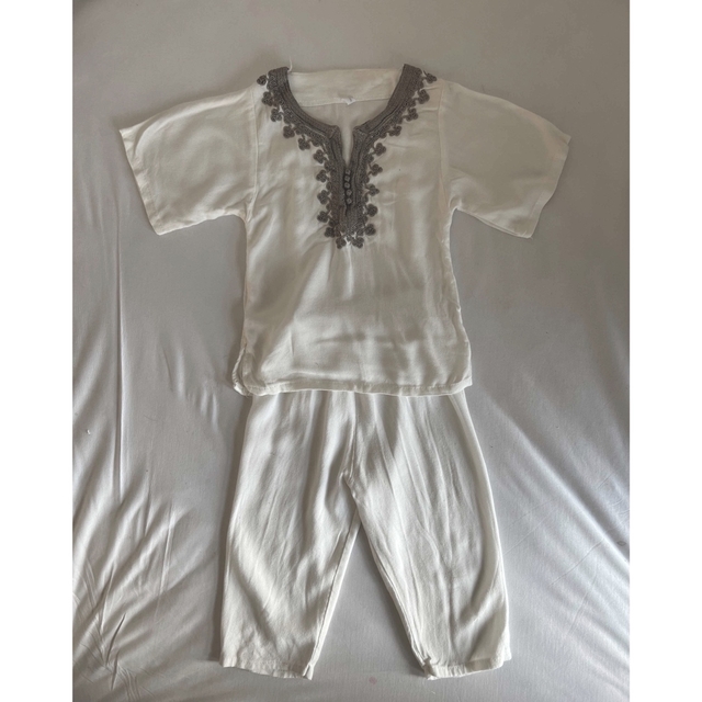 モロッコ　セットアップ　刺繍　民族衣装　ホワイト　パジャマ　ベビー　キッズ