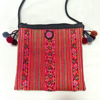 チチカカ(titicaca)の送料込 アジア 民族 バック 織物 刺繍 チャイハネ ビラボン ビームス (ショルダーバッグ)