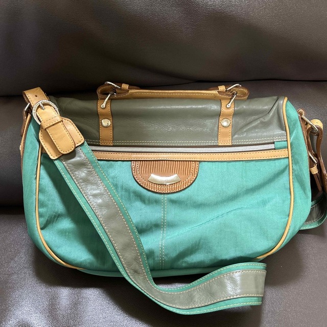 美品　PELLE BORSA ペレボルサ 2way バイカラー ショルダーバッグ