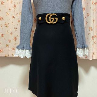 グッチ(Gucci)のGUCCI お値下げ！マーモント　黒　38 (ひざ丈スカート)