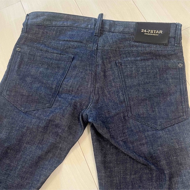 DSQUARED2(ディースクエアード)の美品 DSQUARED2  slim Jean メンズ デニム サイズ44 メンズのパンツ(デニム/ジーンズ)の商品写真