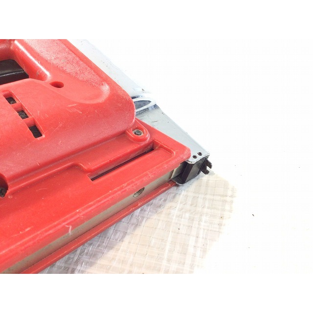 ☆中古品☆MAX マックス 14.4V 充電式タッカ TG-Z3 バッテリー1 ☆中古品☆MAX マックス 14.4V 充電式タッカ TG-Z3 バッテリー1