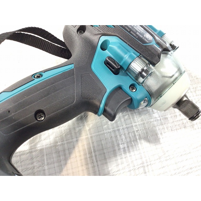 ☆未使用品☆ makita マキタ 18V 充電式インパクトレンチ TW300DZ 青/ブルー 本体のみ 電動工具 締め付け 67093