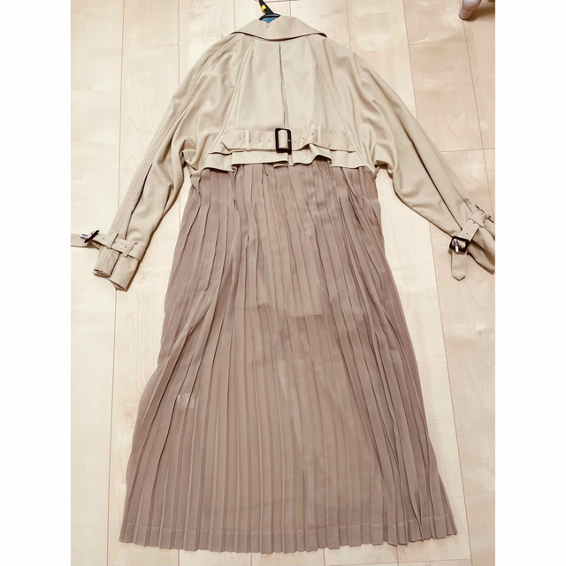 AMERI SEE THROUGH BACK PLEATS TRENCH