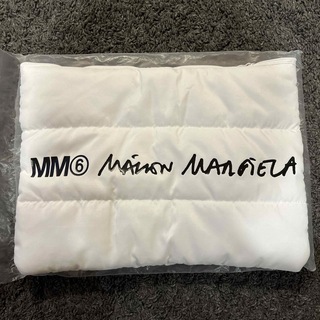 エムエムシックス(MM6)のmm6 メゾンマルジェラ  クッションポーチ　付録(ポーチ)