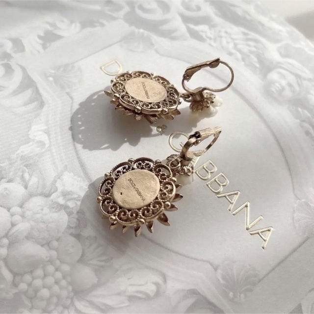 美品】DOLCE&GABBANA 定価7万 ローズ&デイジー クリスタルピアス | www