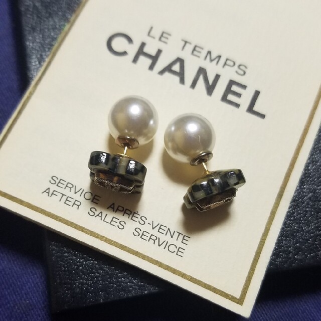 CHANEL(シャネル)のCHANELボタン ピアス♡お値引き不可。 ハンドメイドのアクセサリー(ピアス)の商品写真