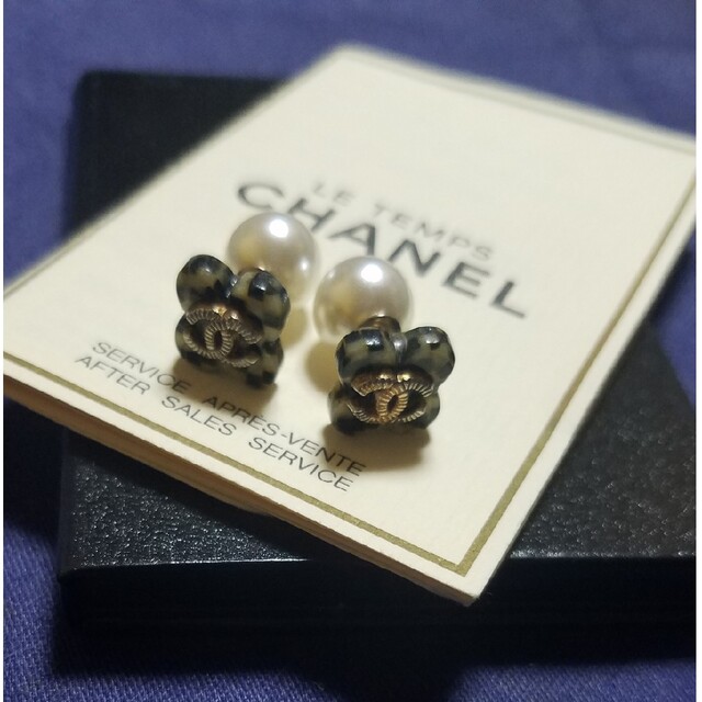 CHANEL(シャネル)のCHANELボタン ピアス♡お値引き不可。 ハンドメイドのアクセサリー(ピアス)の商品写真