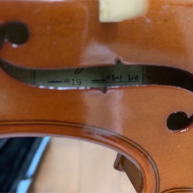 カルロジョルダーノ　バイオリン　1/4 入門　ケース付き 楽器の弦楽器(ヴァイオリン)の商品写真