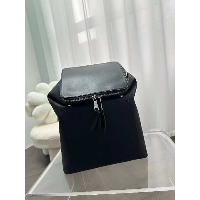 美品 LOEWE - ロエベ リュック バックパック ゴヤ ドラゴン ブラック