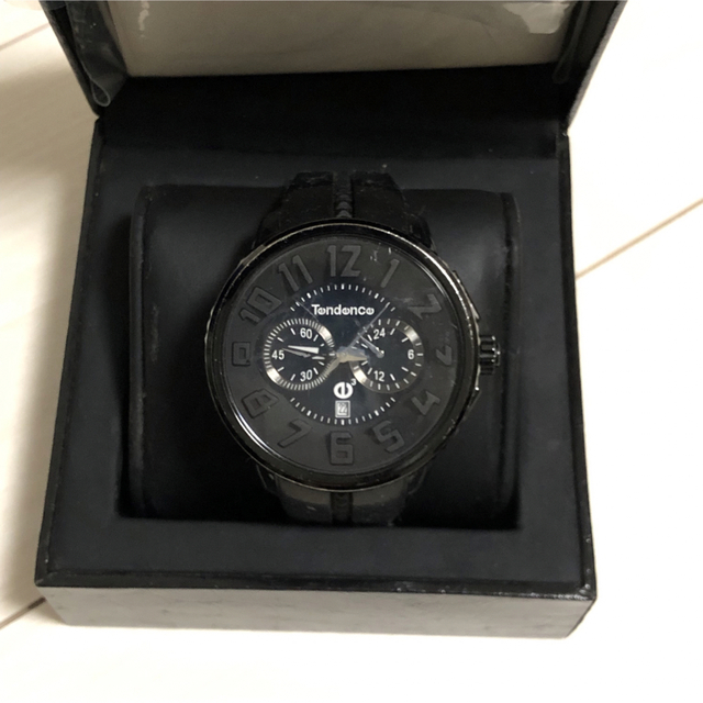 Tendence(テンデンス)のテンデンス ラウンドガリバー 腕時計 オールブラック 国内正規品 黒 クロノ メンズの時計(腕時計(アナログ))の商品写真