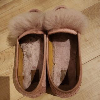 UGG 新品　バレエシューズ　23.5cm 6.5 ピンクベージュ