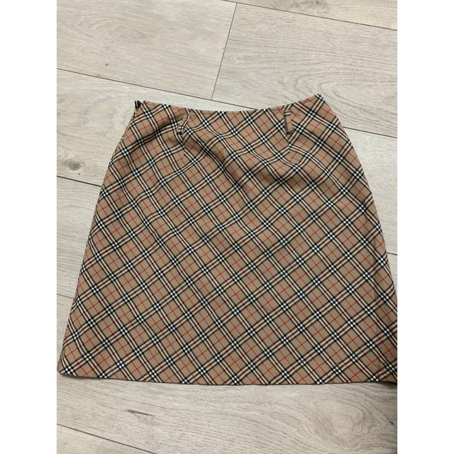 BURBERRY BLUE LABEL(バーバリーブルーレーベル)の【最終値下げ】Burberry 台形ミニスカート レディースのスカート(ミニスカート)の商品写真