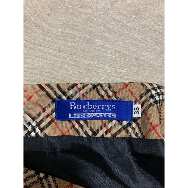 BURBERRY BLUE LABEL(バーバリーブルーレーベル)の【最終値下げ】Burberry 台形ミニスカート レディースのスカート(ミニスカート)の商品写真