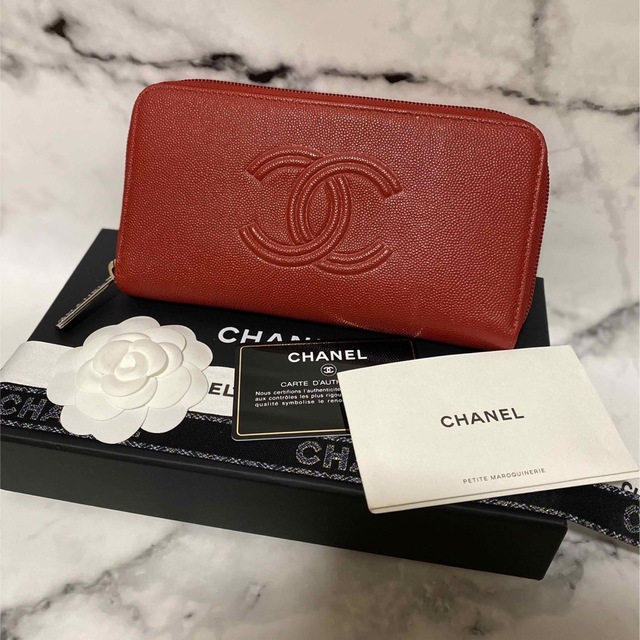 長財布【展示未使用品☆29番台】CHANEL デカココ キャビアスキン/ レッド