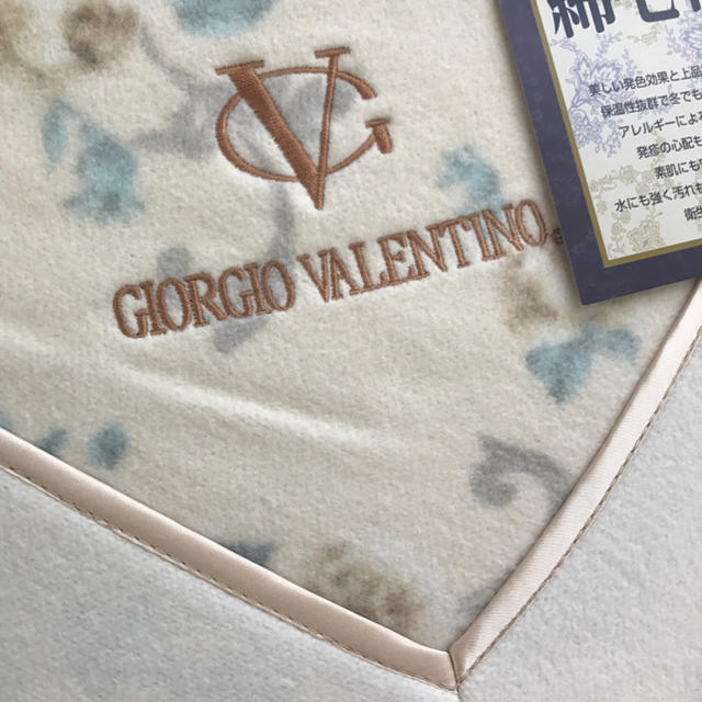VALENTINO(ヴァレンティノ)のバレンティノ 新品♡毛布 インテリア/住まい/日用品の寝具(毛布)の商品写真