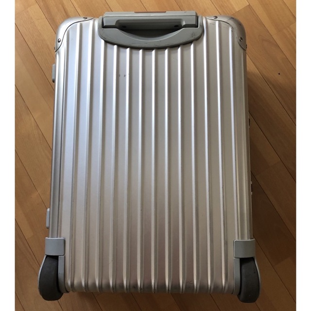 RIMOWA アルミ　シルバー　キャリーバッグ