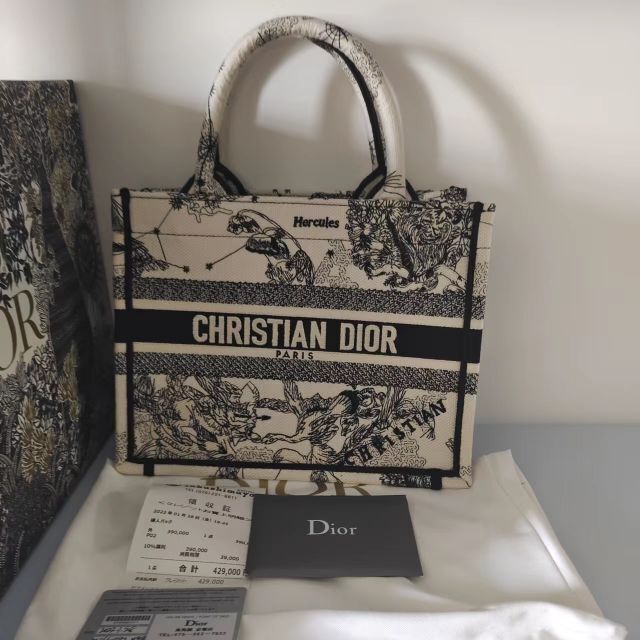 クラシック Christian ブックトート新スモールサイズ 【新品未使用