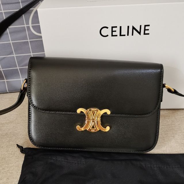 女性に人気! 早い者勝ち❤︎ - celine CELINEセリーヌ トリオンフ