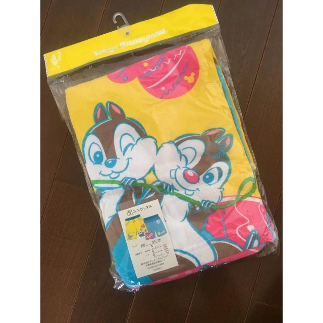 Disney(ディズニー)の東京ディズニーランド C&Dチップデール ハーフパンツ　 ユニセックスSサイズ　 レディースのパンツ(ハーフパンツ)の商品写真