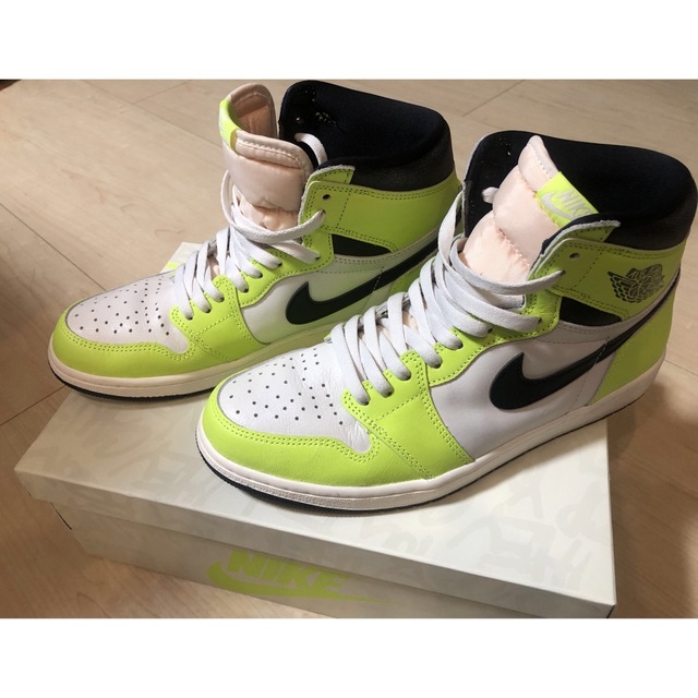 NIKE AIR JORDAN1 RETRO HIGH OG VOLT