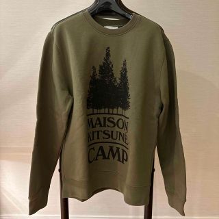 メゾンキツネ(MAISON KITSUNE')の新品未使用　希少デザイン　メゾンキツネ　ビッグプリントロゴ入りスウェット (スウェット)