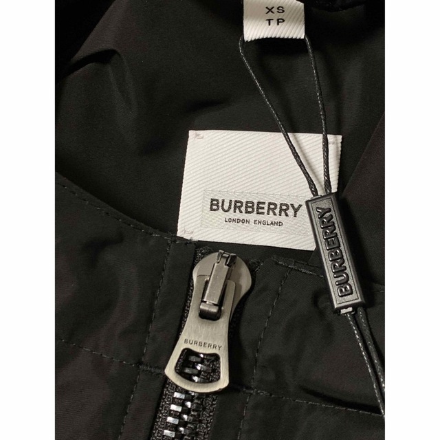 《 BURBERRY 》ロケーションプリント フーデッドジャケット XS