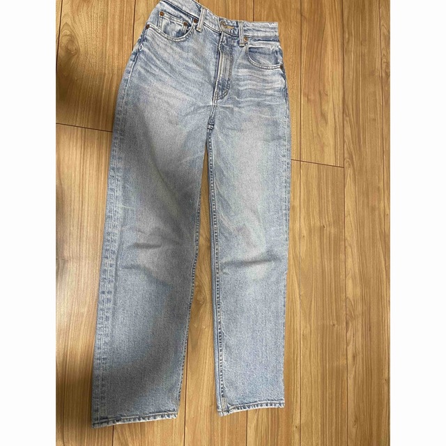 moussy(マウジー)のMOUSSY PLAIN JEANS STRAIGHT レディースのパンツ(デニム/ジーンズ)の商品写真