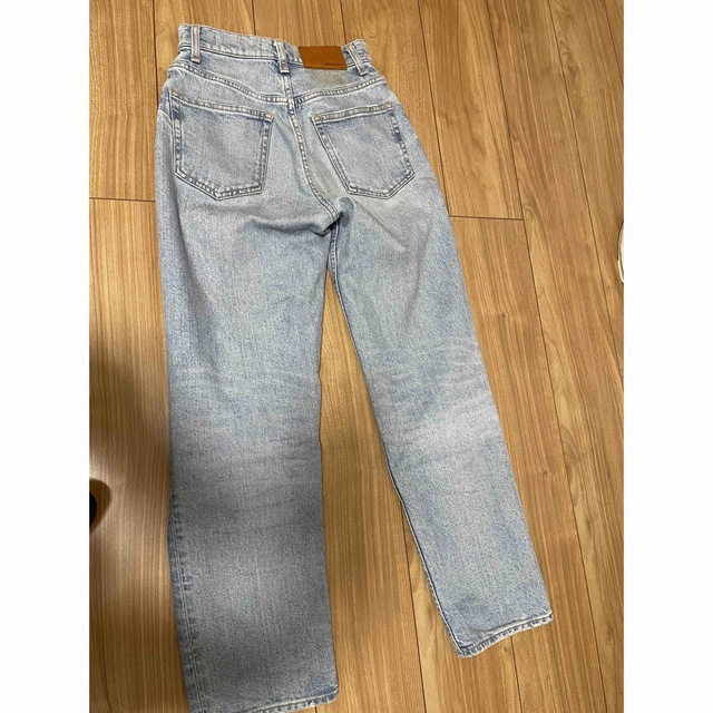 moussy(マウジー)のMOUSSY PLAIN JEANS STRAIGHT レディースのパンツ(デニム/ジーンズ)の商品写真