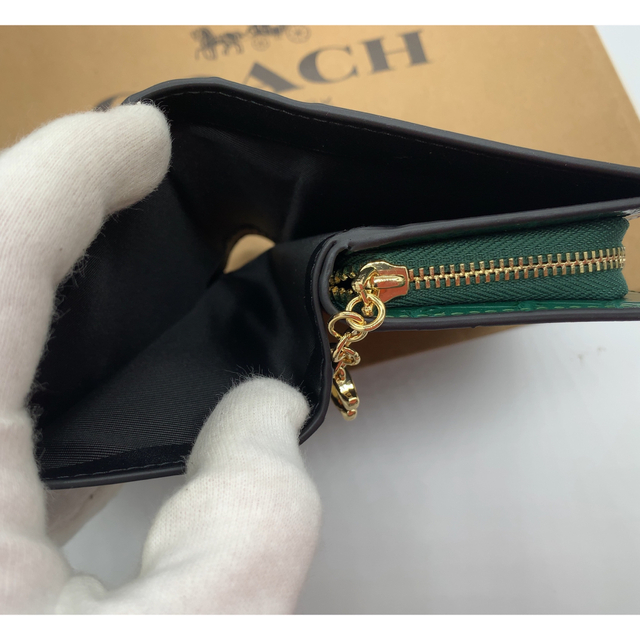 大放出セール ◇ラスト1点◇【新作新品】コーチ二つ折り財布