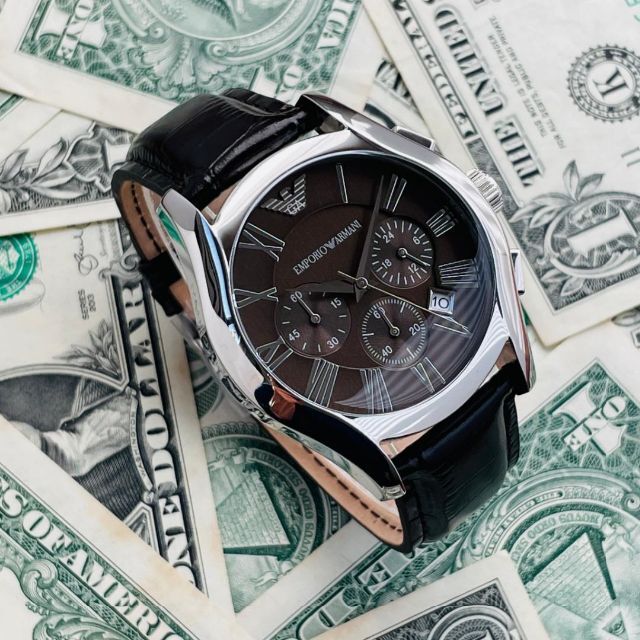 新品未使用】エンポリオ・アルマーニAR0671 EMPORIO ARMANI は自分に