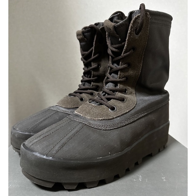 YEEZY（adidas）(イージー)のYEEZY 950 chocolate brown 26.5cm メンズの靴/シューズ(ブーツ)の商品写真