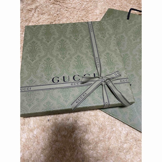 Gucci(グッチ)のGUCCI  日本限定 ヒグチユウコ キャット プリント Tシャツ レディースのトップス(Tシャツ(半袖/袖なし))の商品写真