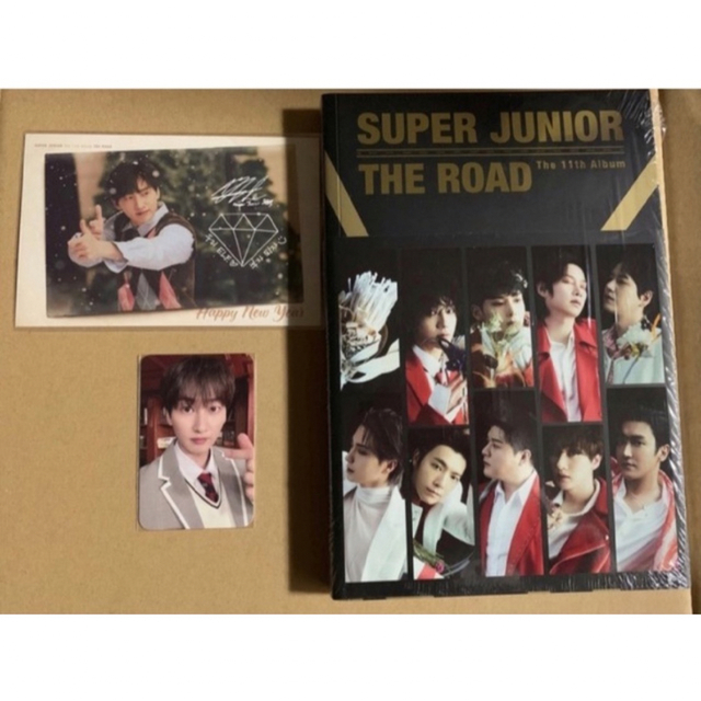 SUPER JUNIOR(スーパージュニア)のSUPER JUNIOR  The Road PhotoBook Ver. エンタメ/ホビーのCD(K-POP/アジア)の商品写真