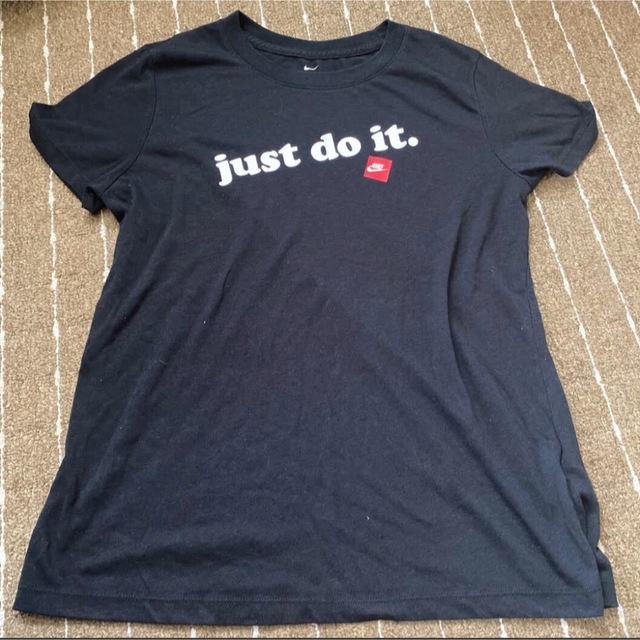 NIKE(ナイキ)のNIKE 半袖Ｔ　just do it レディースのトップス(Tシャツ(半袖/袖なし))の商品写真