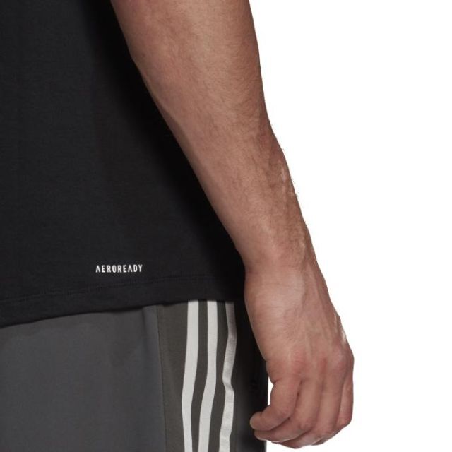 adidas(アディダス)の【新品タグ付き】アディダス★吸汗速乾 半袖Ｔシャツ★4,389円の品【黒XO】 メンズのトップス(Tシャツ/カットソー(半袖/袖なし))の商品写真