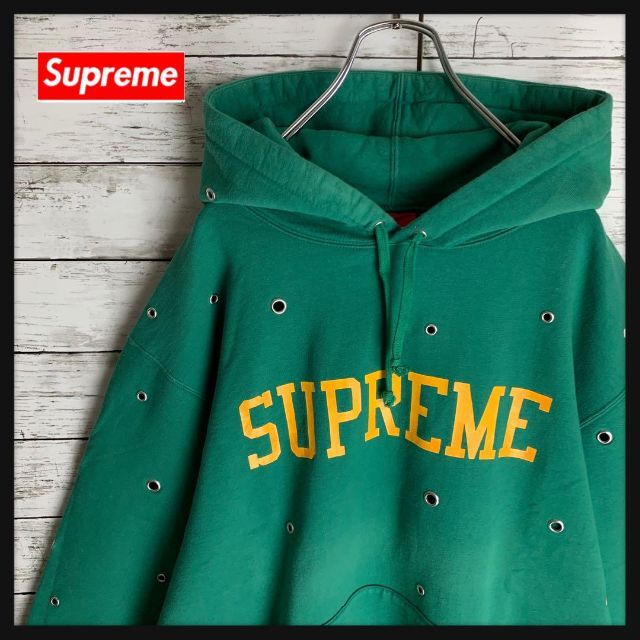 supreme パーカー　即完売　Lサイズ