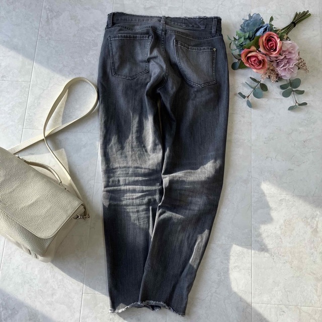 Healthy DENIM(ヘルシーデニム)のヘルシーデニムhealthydenim24Hsaltグレー レディースのパンツ(デニム/ジーンズ)の商品写真