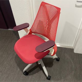 ハーマンミラー(Herman Miller)のハーマンミラー　SAYL セイルチェア　レッド　赤　椅子　チェア　クリーニング済(デスクチェア)