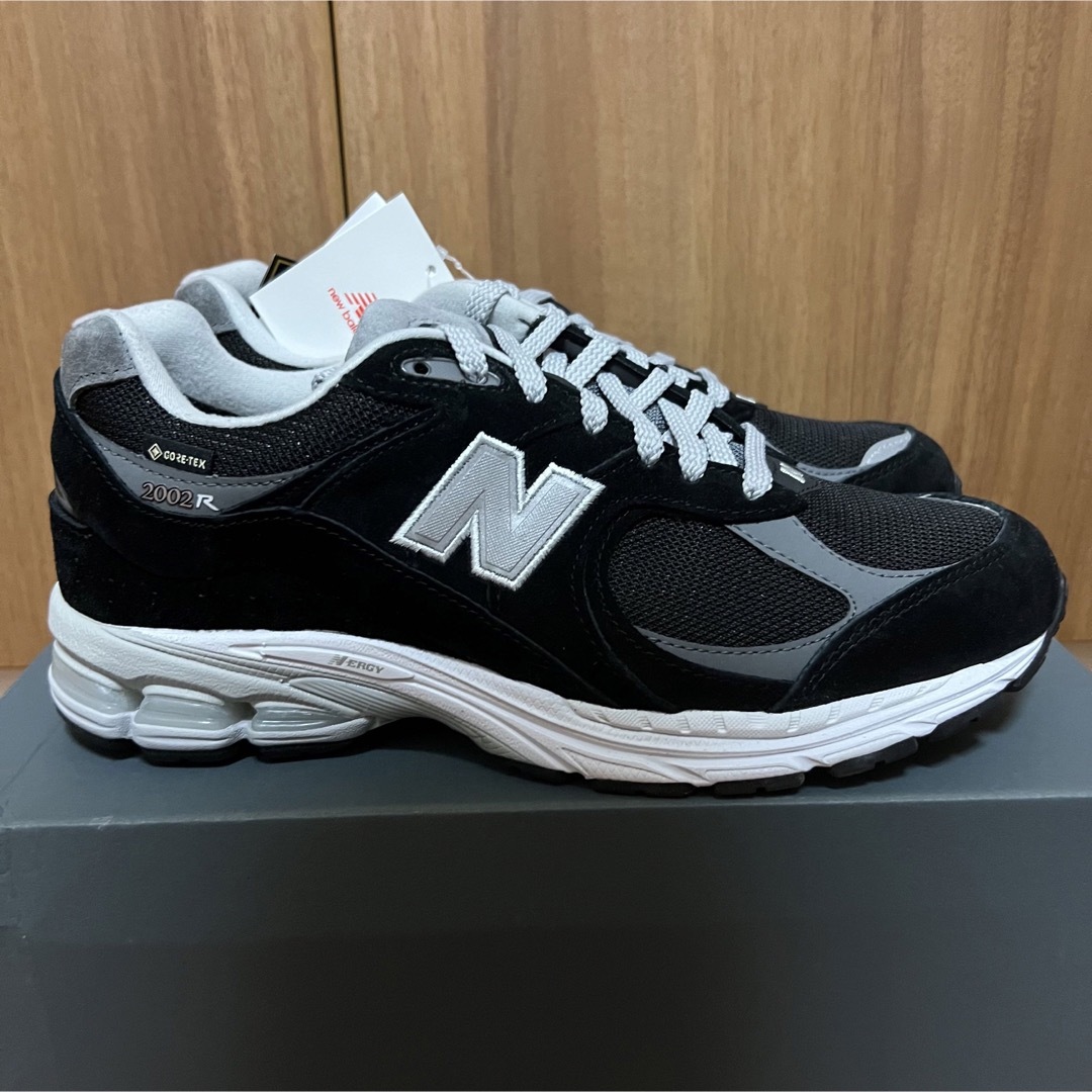 New Balance(ニューバランス)のNew Balance M2002RXD GORE-TEX ゴアテックス 27 メンズの靴/シューズ(スニーカー)の商品写真