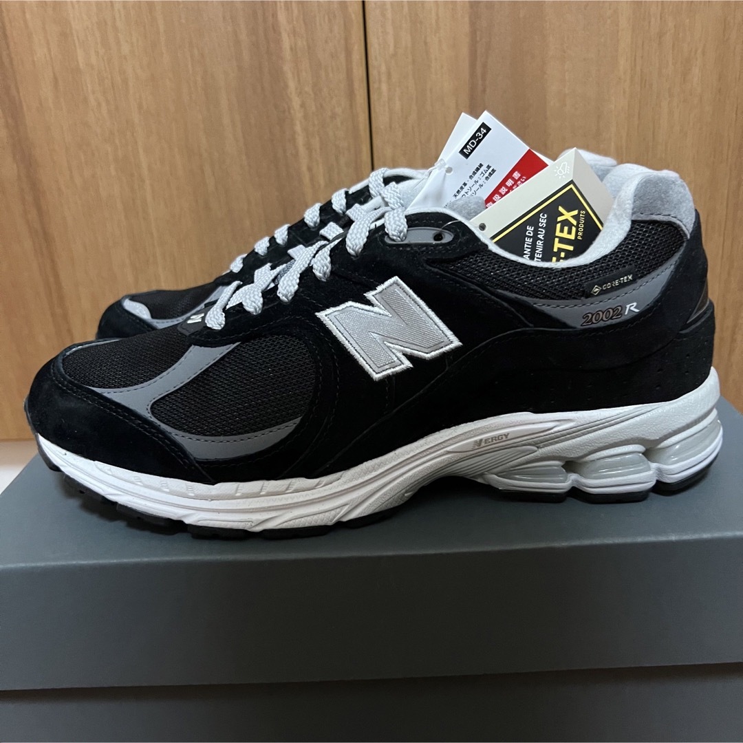 New Balance(ニューバランス)のNew Balance M2002RXD GORE-TEX ゴアテックス 27 メンズの靴/シューズ(スニーカー)の商品写真