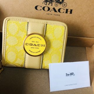 COACH コンパクトファスナー財布　イエロー