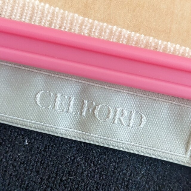 CELFORD(セルフォード)のCELFORD☆ウールクルーネックプルオーバー☆¥15,400 レディースのトップス(ニット/セーター)の商品写真