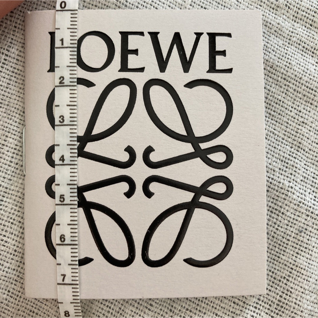 LOEWE(ロエベ)のロエベ　取り扱い説明書　ステッカー レディースのファッション小物(その他)の商品写真