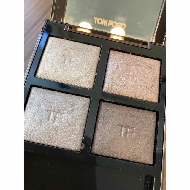 TOM FORD BEAUTY(トムフォードビューティ)のトムフォード　アイカラークォード コスメ/美容のベースメイク/化粧品(アイシャドウ)の商品写真