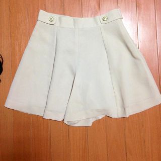ファビュラスアンジェラ(Fabulous Angela)のショートパンツ。(ショートパンツ)