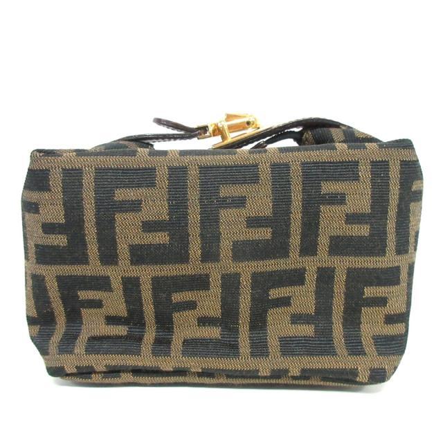 気質アップ FENDI - FENDI(フェンディ) ポーチ ズッカ柄 26360 ポーチ