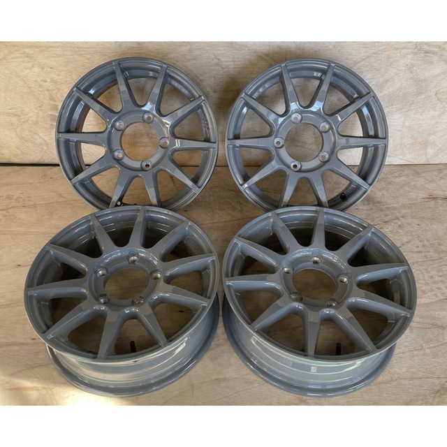 ジムニー  16×5.5J+22☆新品4本セット☆セメントグレー